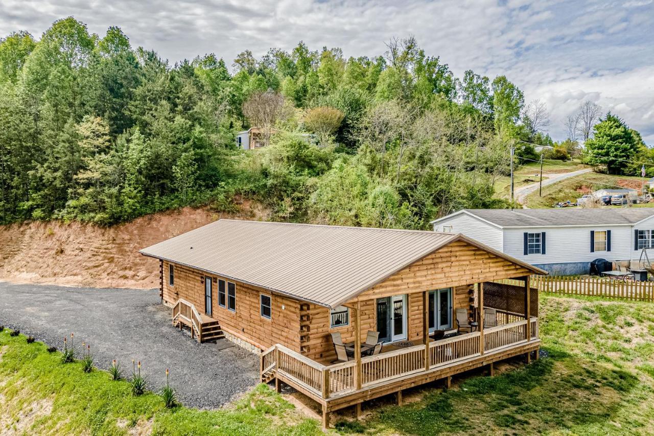 Hilltop Cabin Bryson City Exterior foto