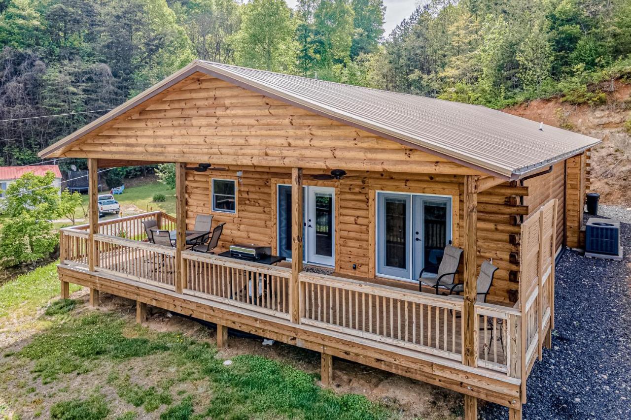 Hilltop Cabin Bryson City Exterior foto